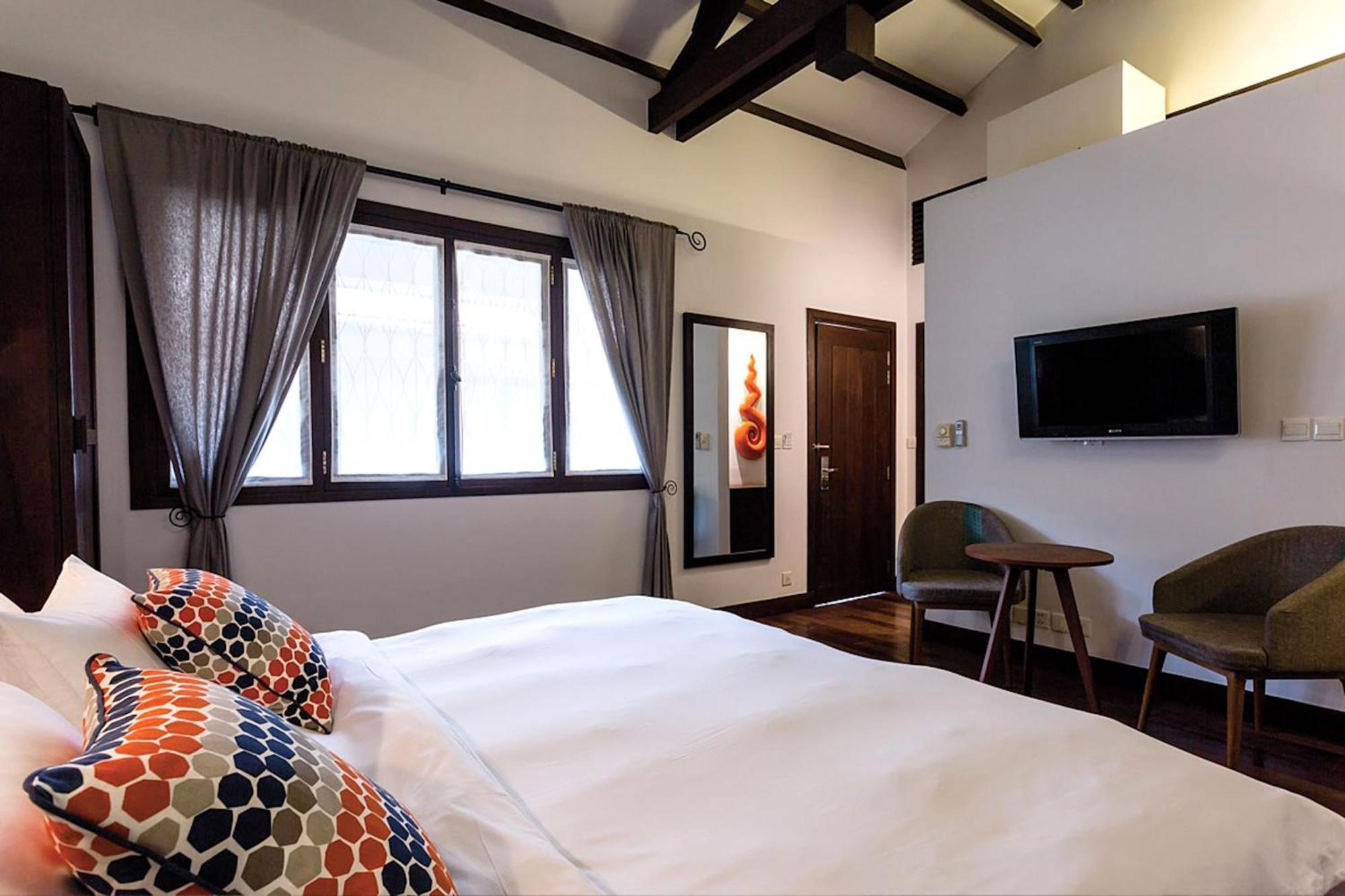 Heritage Suites Hotel Siem Reap Room photo