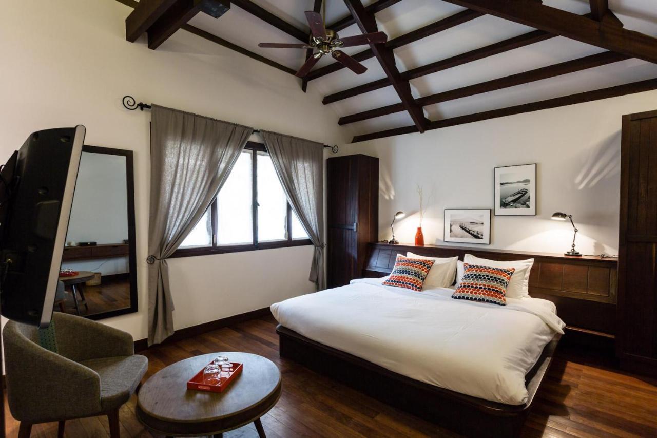 Heritage Suites Hotel Siem Reap Exterior photo